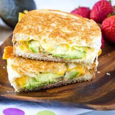 AVOCADO SANDWICH